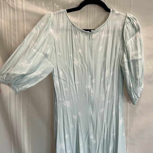 Dress - Picture 5 of 8